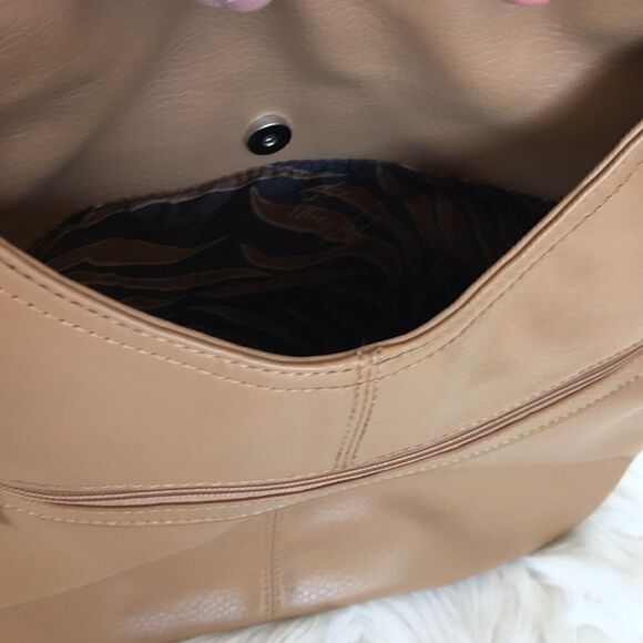 Franco Sarto | Faux Leather Shoulder Handbag - Picture 7 of 8